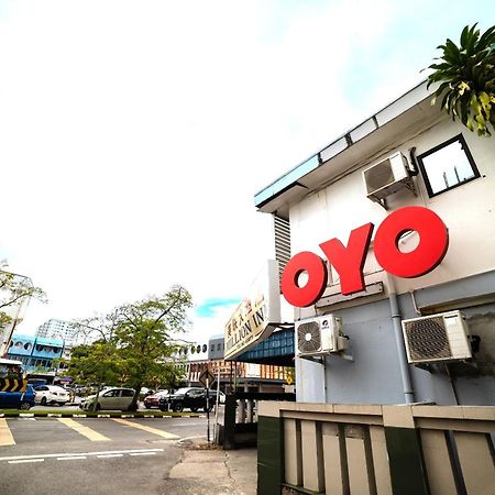 Oyo 90208 Milion Inn Miri Zewnętrze zdjęcie