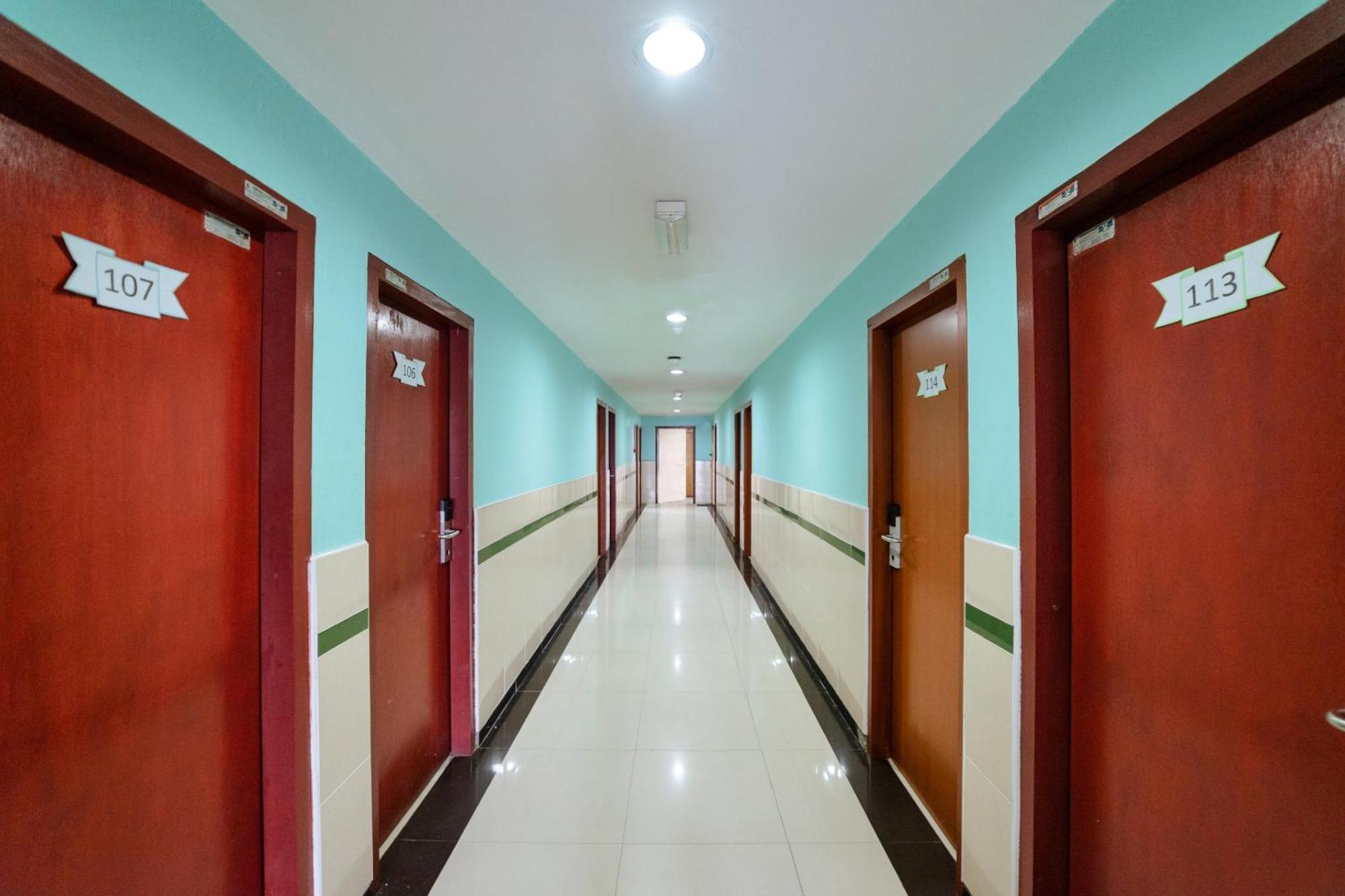 Oyo 90208 Milion Inn Miri Zewnętrze zdjęcie